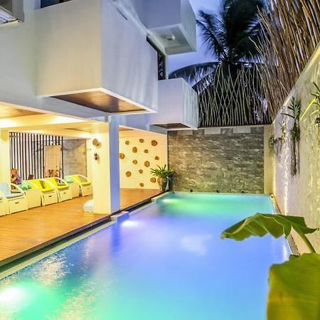 Aquzz Hotel & Spa - Maldives Маафуши Экстерьер фото
