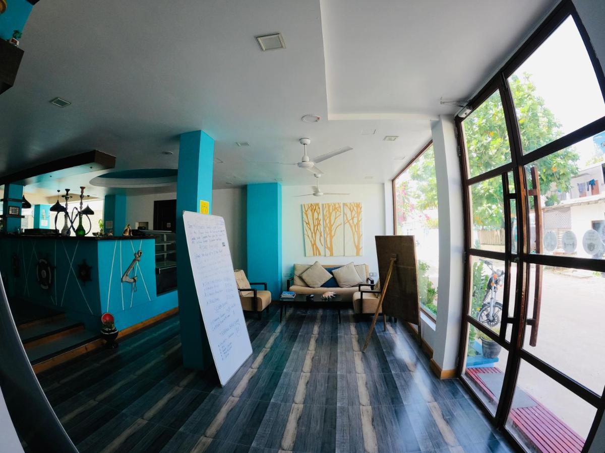 Aquzz Hotel & Spa - Maldives Маафуши Экстерьер фото