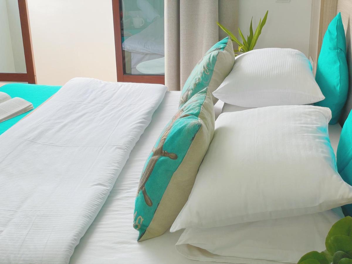 Aquzz Hotel & Spa - Maldives Маафуши Экстерьер фото